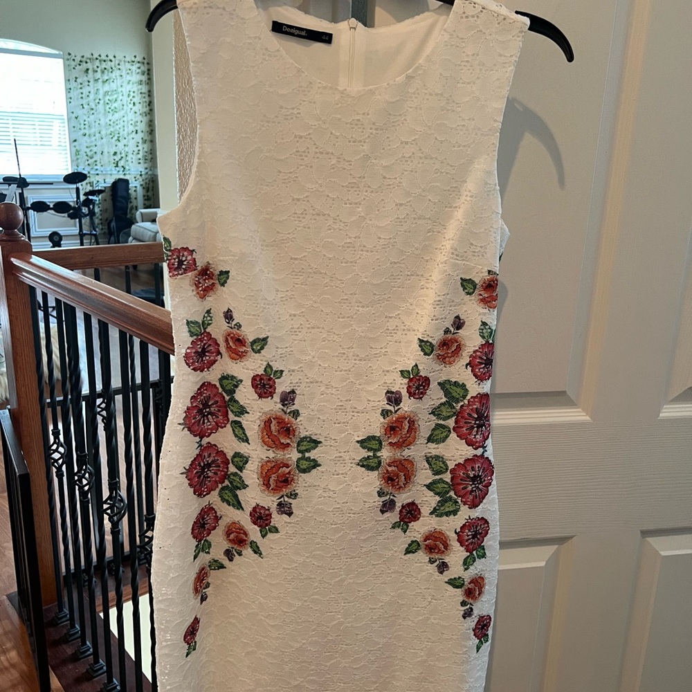 Floral white dress
